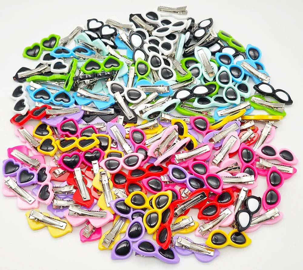 100pcs Cute Pet Hair Accessories Hair Clips Heart Glasses Shape Puppy Supplies Plastic
