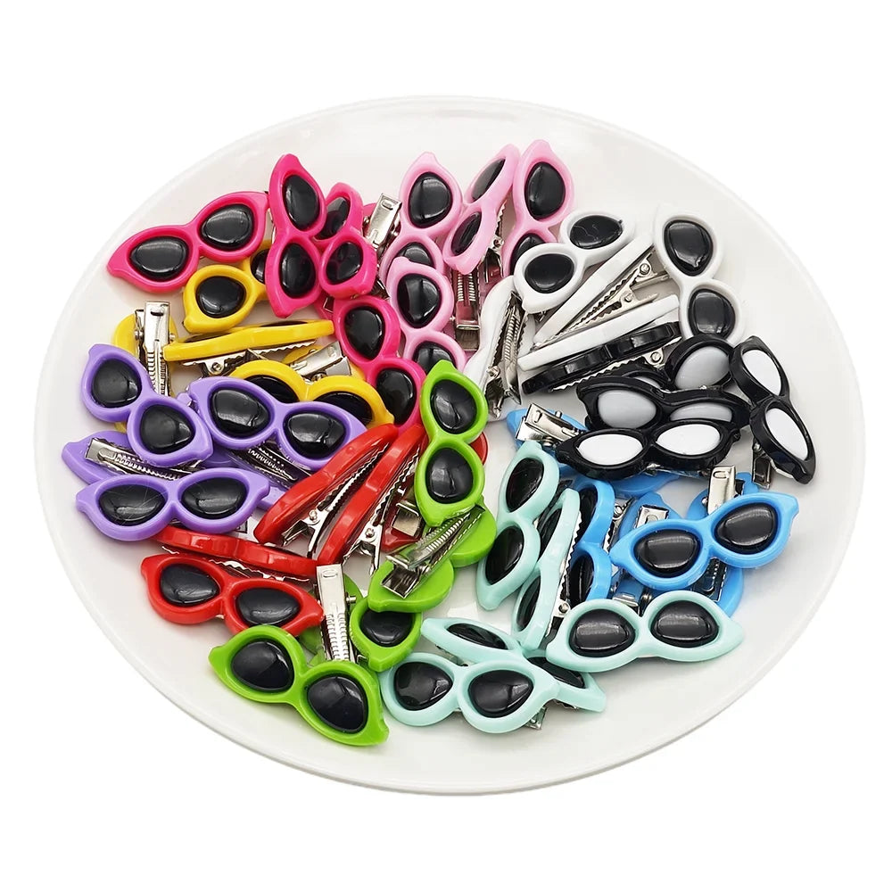 100pcs Cute Pet Hair Accessories Hair Clips Heart Glasses Shape Puppy Supplies Plastic